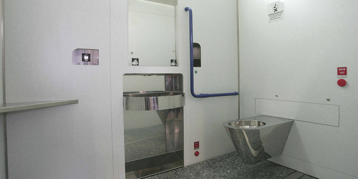 Toilette autopulenti per disabili e normodotati a Glasgow