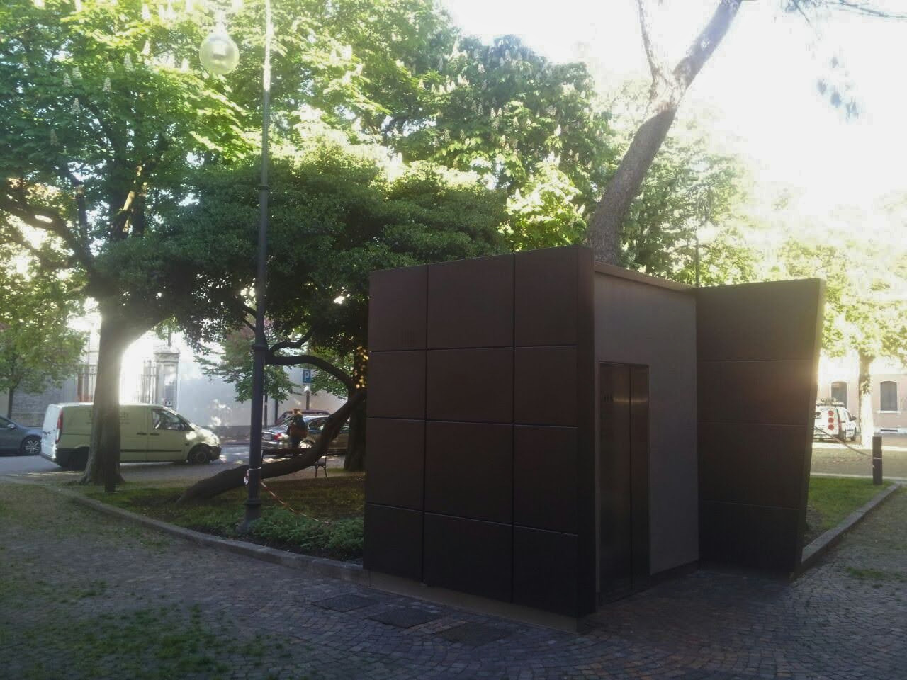 Trasformiamo un bagno pubblico esistente in un bagno pubblico autopulente